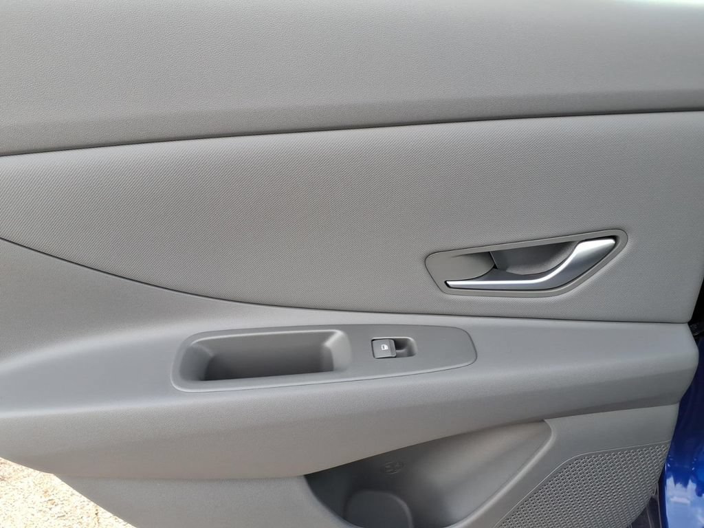 New 2026 Hyundai Elantra Sport FWD image 9