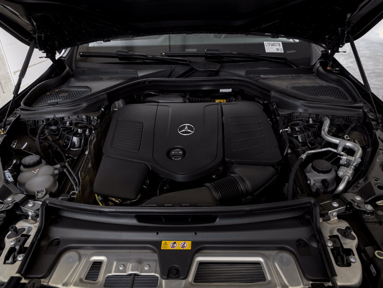 Used 2026 Mercedes-Benz GLC 300 image 31