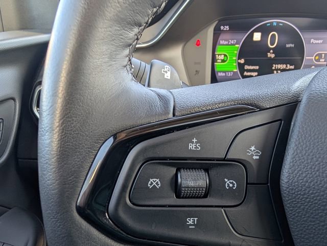 Used 2023 Chevrolet Bolt EUV Premier w/ Sun & Sound Package image 20