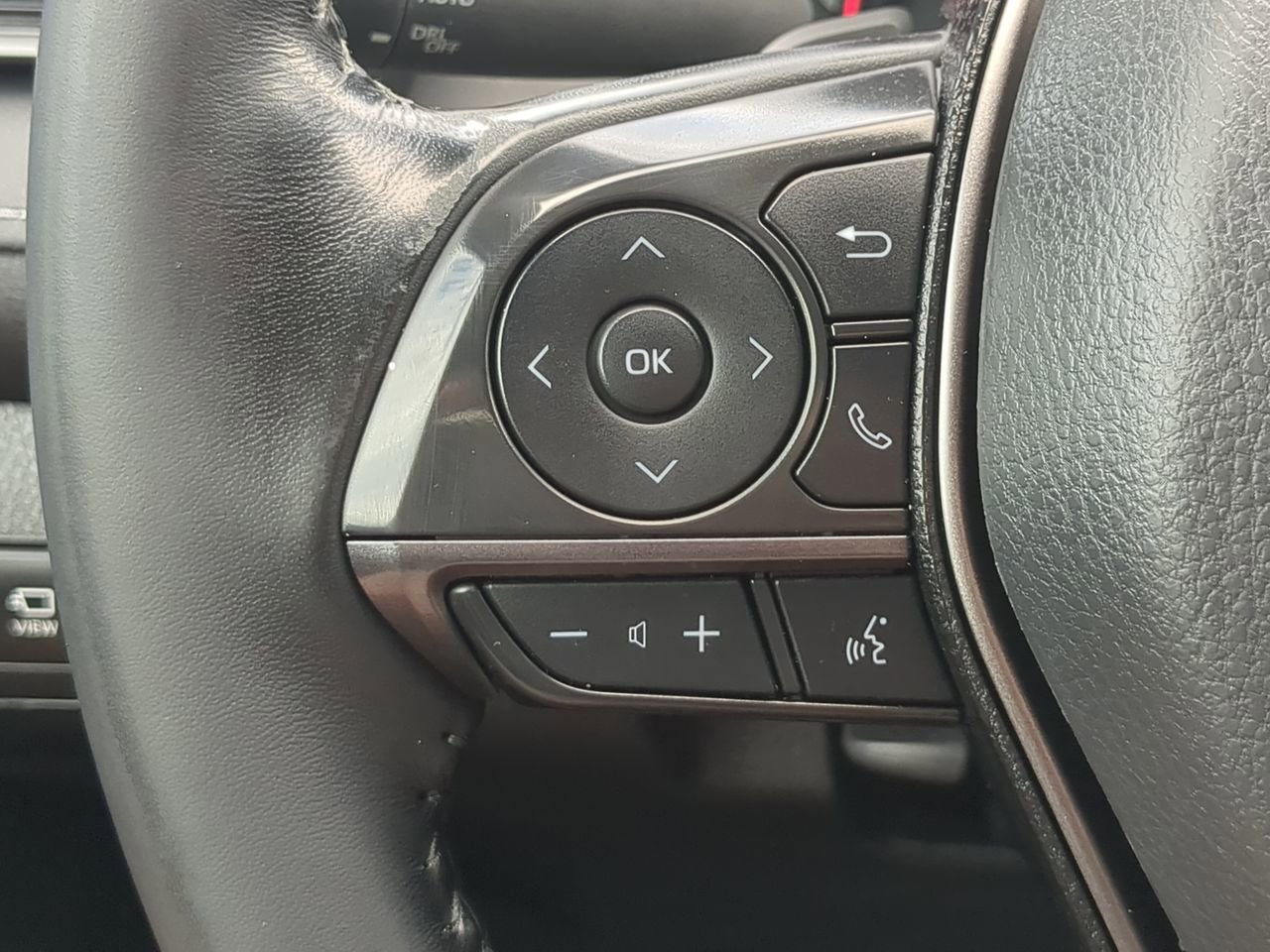 Used 2022 Toyota Camry XSE FWD image 22
