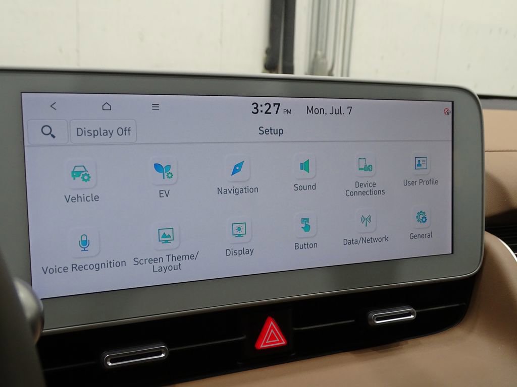 Used 2024 Hyundai Ioniq 5 Limited image 42