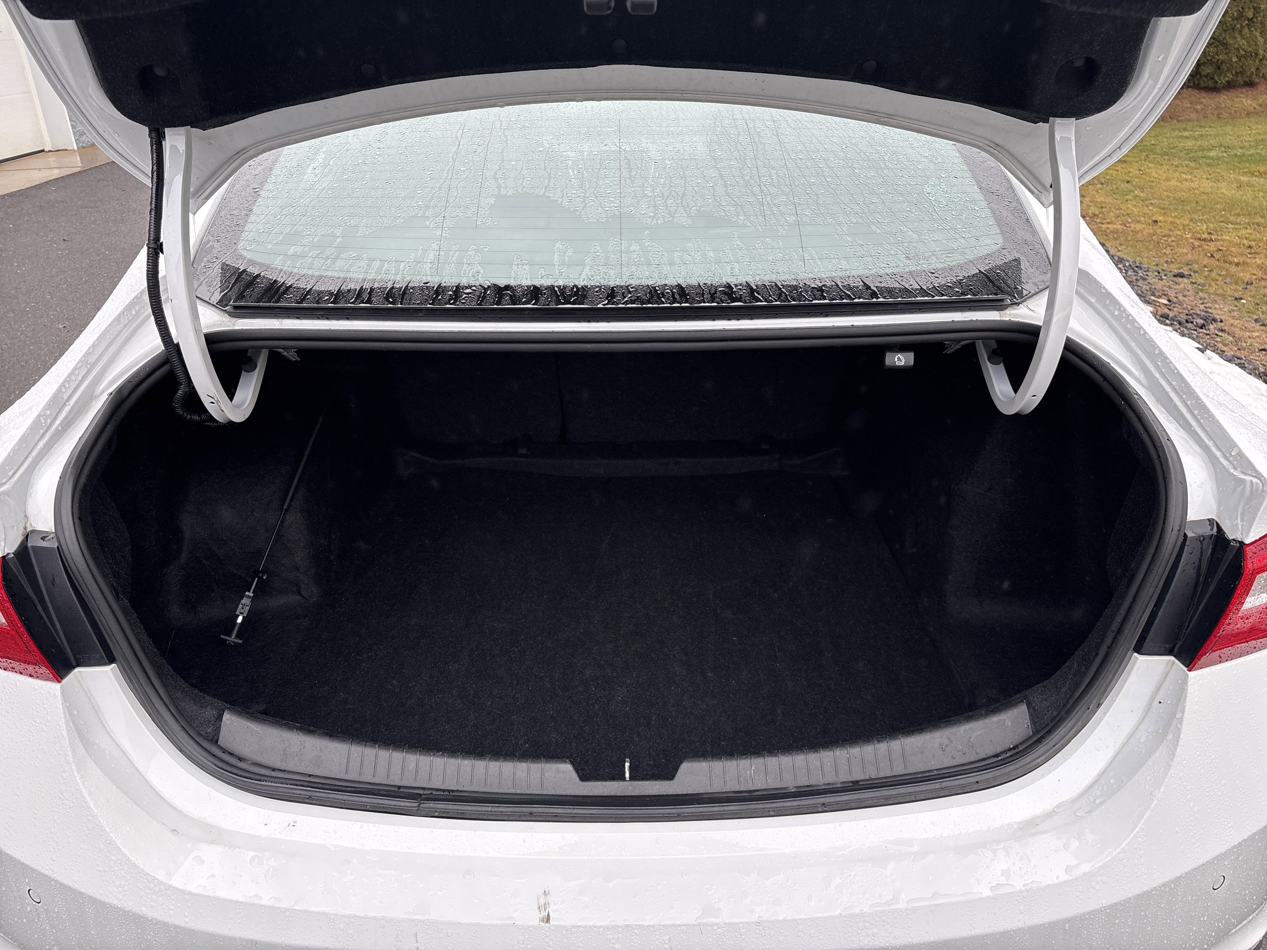 Used 2024 Chevrolet Malibu LT FWD image 5