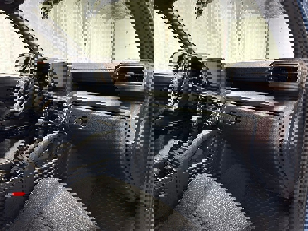 Used 2025 Toyota 4Runner SR5 image 59