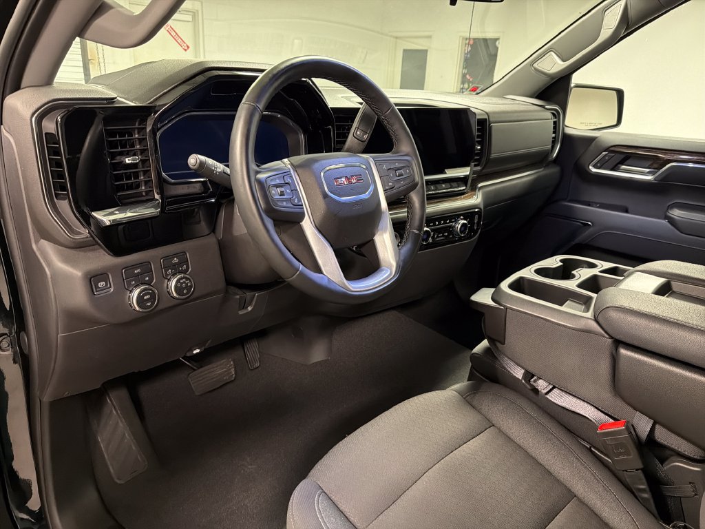 Used 2024 GMC Sierra 1500 Elevation AWD/4WD image 23