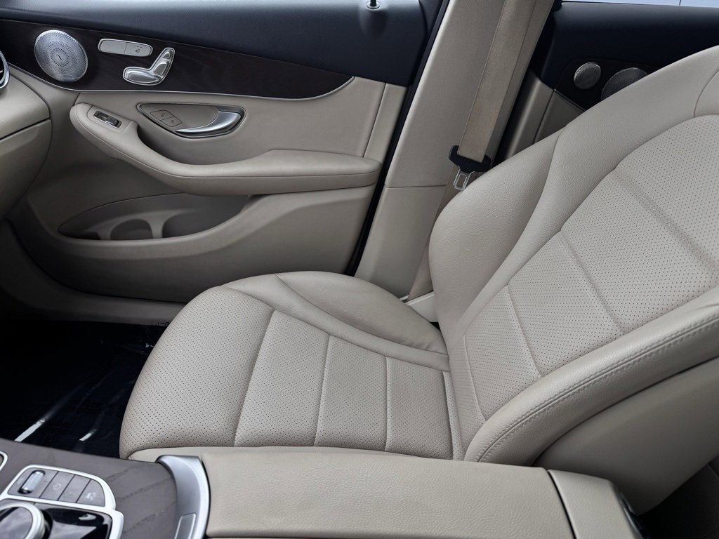 Used 2018 Mercedes-Benz GLC 300 4MATIC image 20