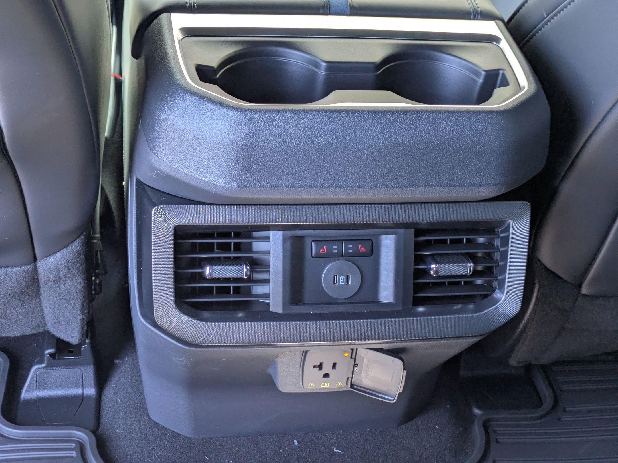 New 2026 Ford F350 Platinum w/ Tremor Off-Road Package image 30