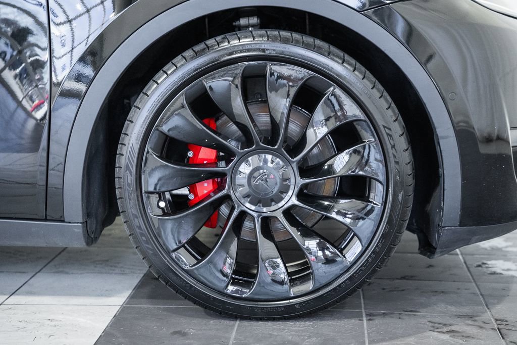 Used 2020 Tesla Model Y Performance image 23