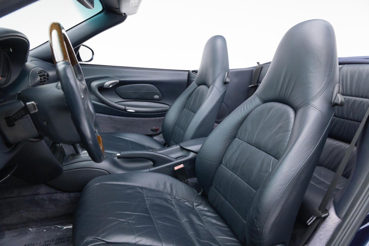 Used 2000 Porsche 911 Cabriolet image 8