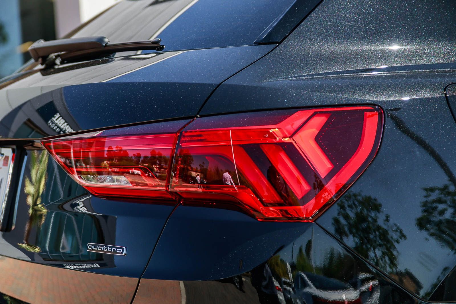 Used 2025 Audi Q3 2.0T Premium w/ Convenience Package image 7