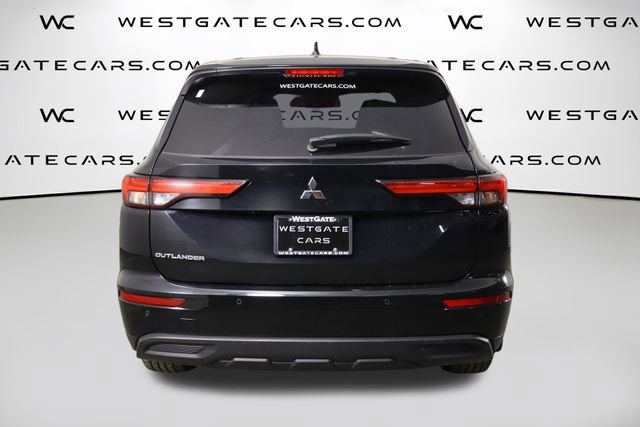 Used 2024 Mitsubishi Outlander ES image 36