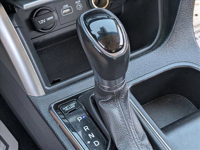 Used 2016 Hyundai Sonata Limited w/ Option Group 05 image 12