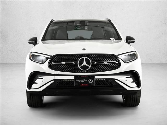 Used 2026 Mercedes-Benz GLC 300 4MATIC w/ AMG Line image 2