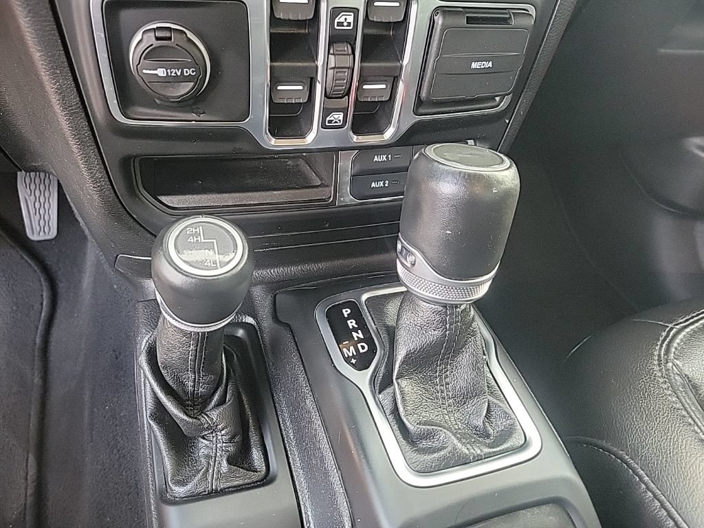 Used 2021 Jeep Wrangler Unlimited Sahara AWD/4WD image 30