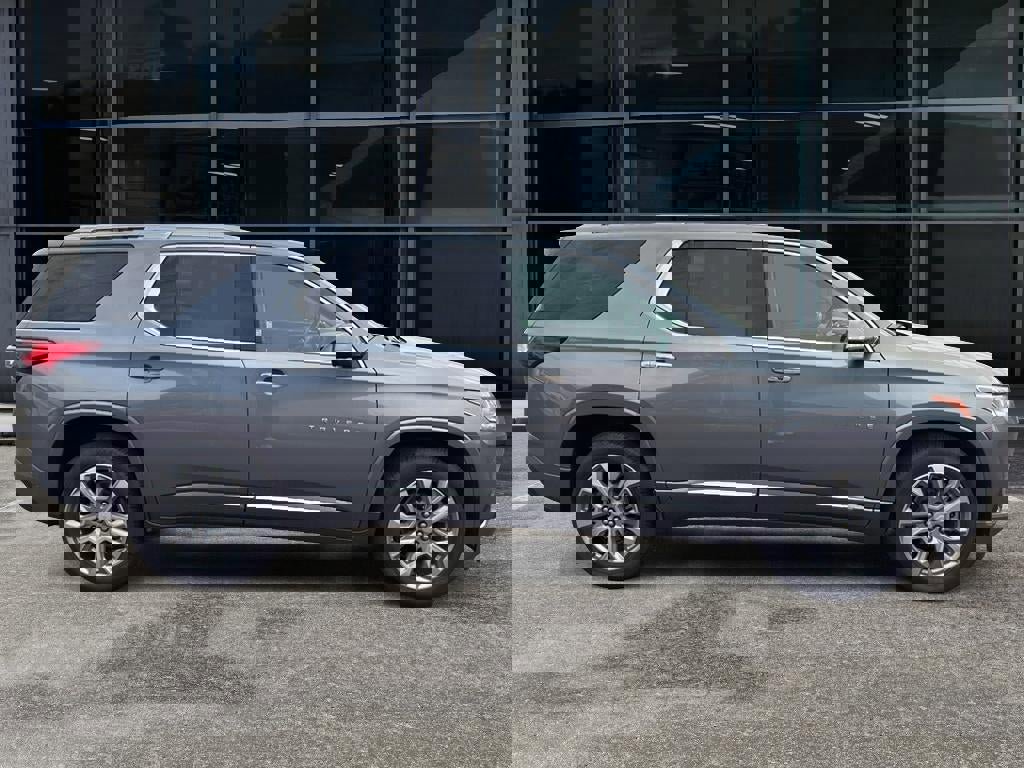 Used 2021 Chevrolet Traverse Premier image 8