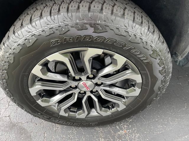 Used 2026 GMC Canyon Denali AWD/4WD image 15