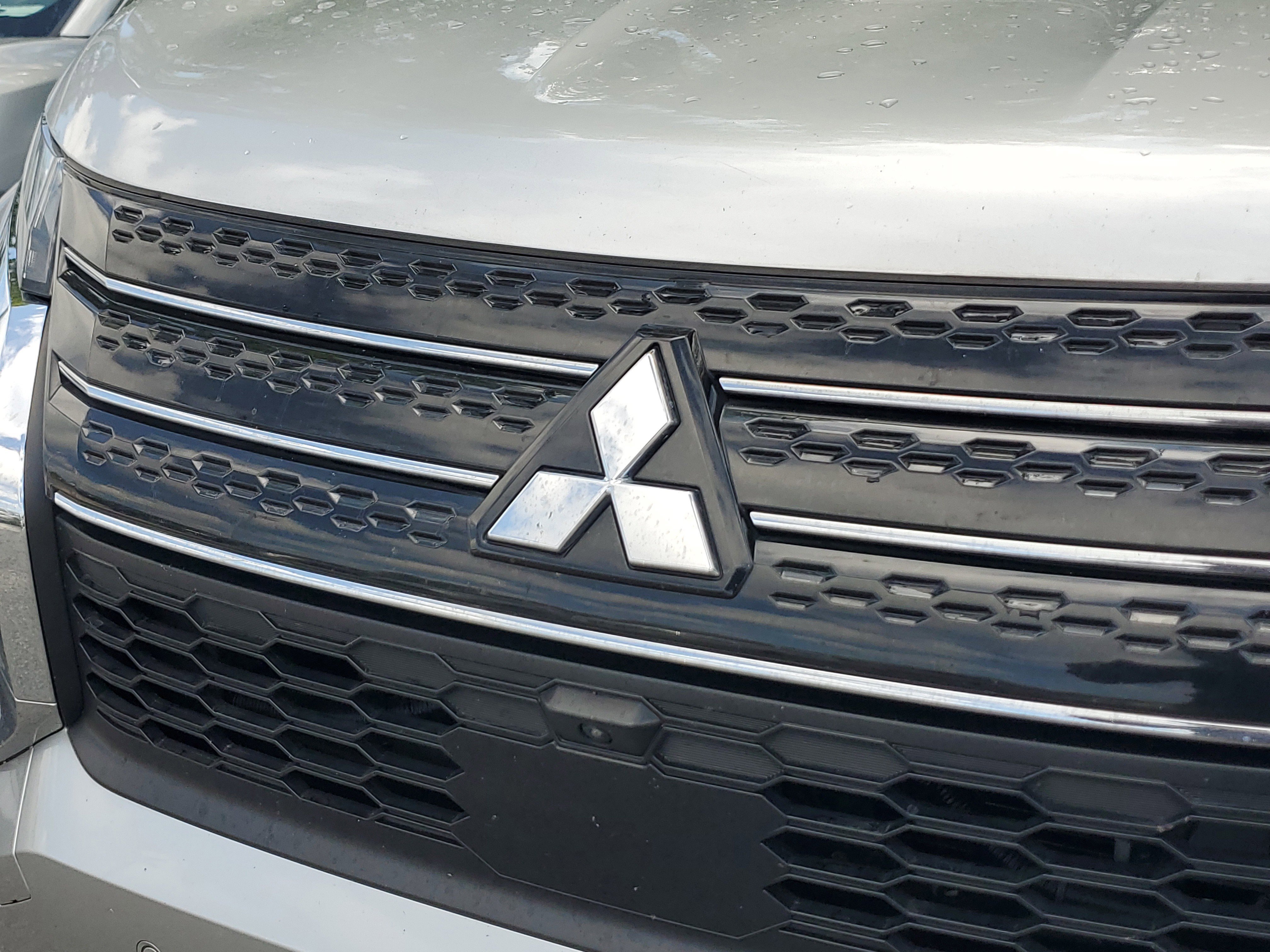Used 2022 Mitsubishi Outlander SEL FWD image 5