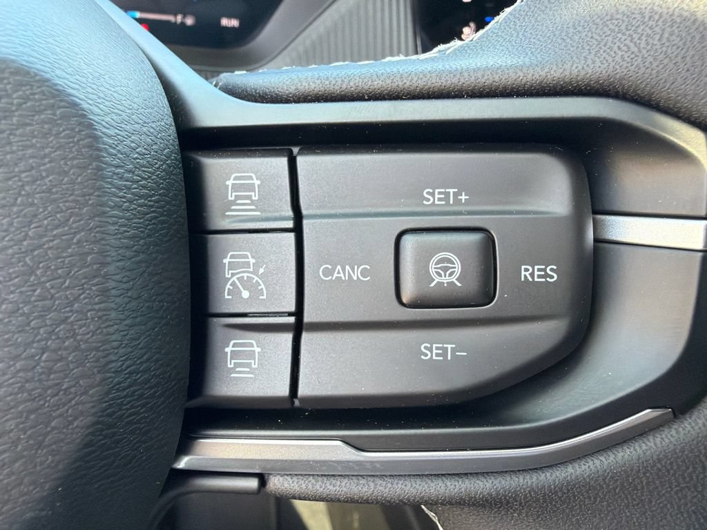 New 2026 Jeep Cherokee Overland w/ Advanced Pro Tech Group AWD/4WD image 27