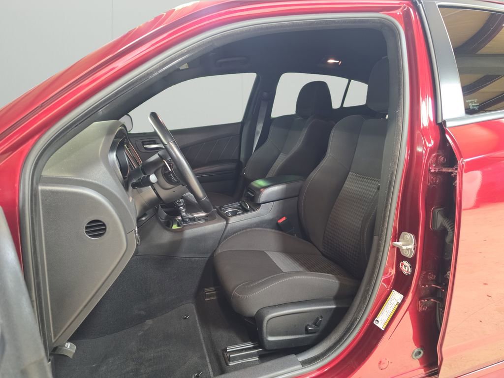 Used 2021 Dodge Charger R/T w/ Blacktop Package RWD image 18