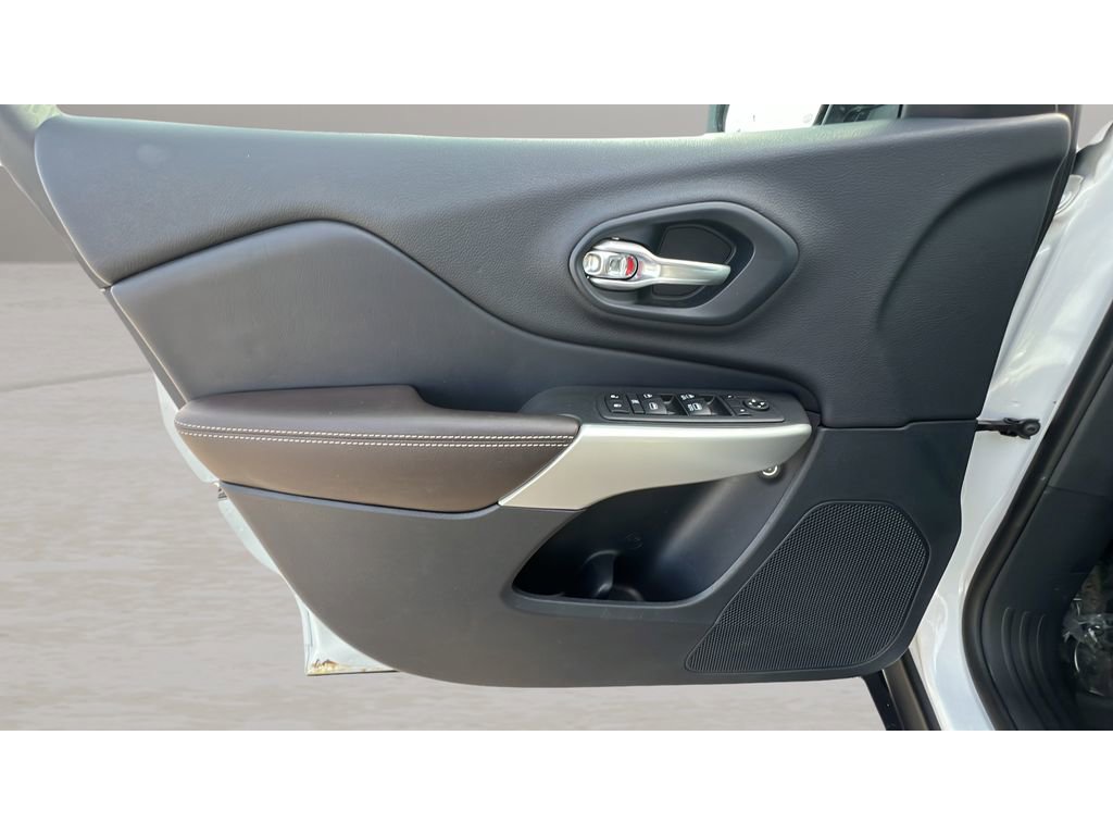 Used 2018 Jeep Cherokee Limited w/ Trailer Tow Group image 26