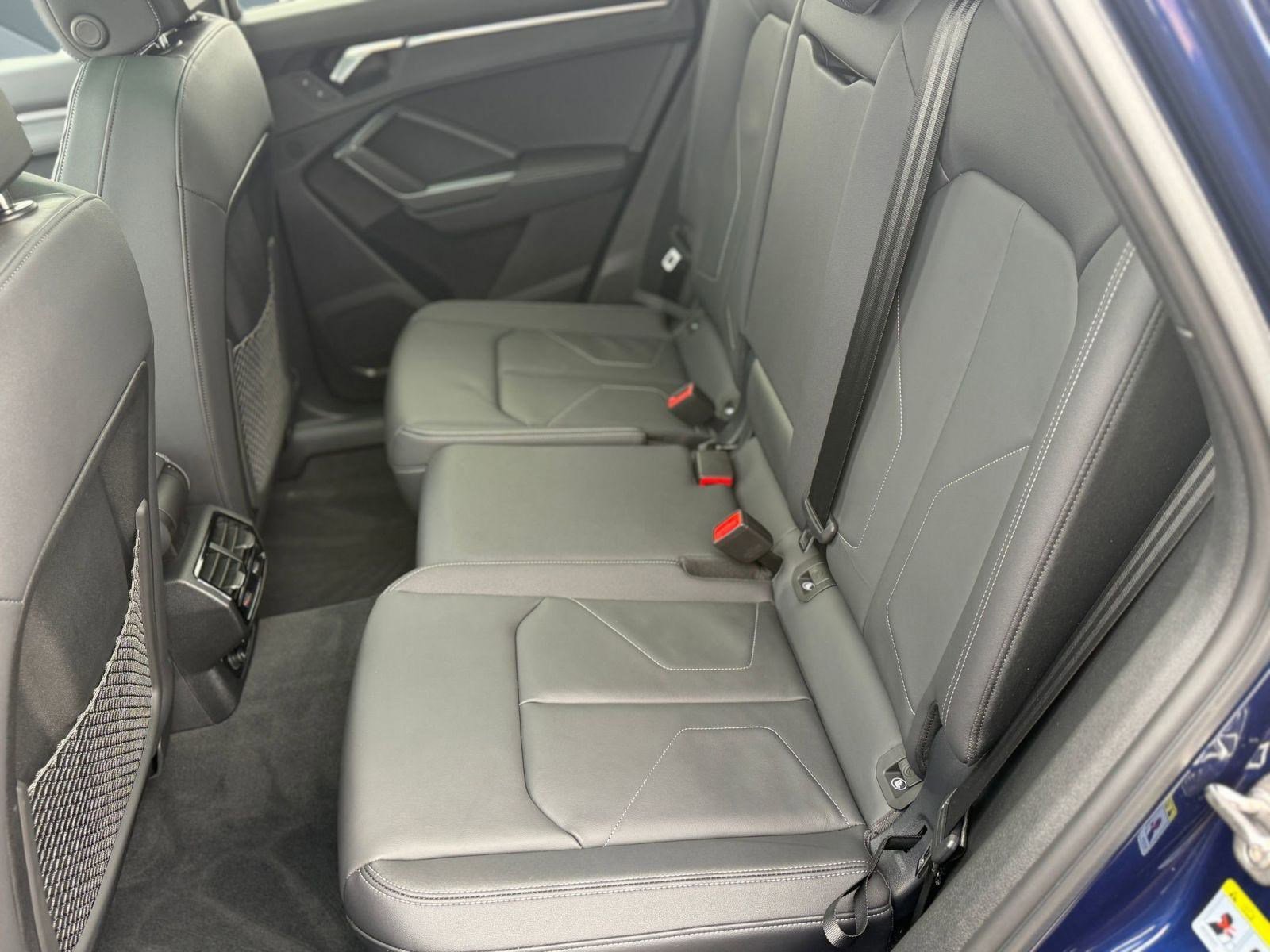 Certified 2025 Audi Q3 2.0T Premium w/ Convenience Package image 14