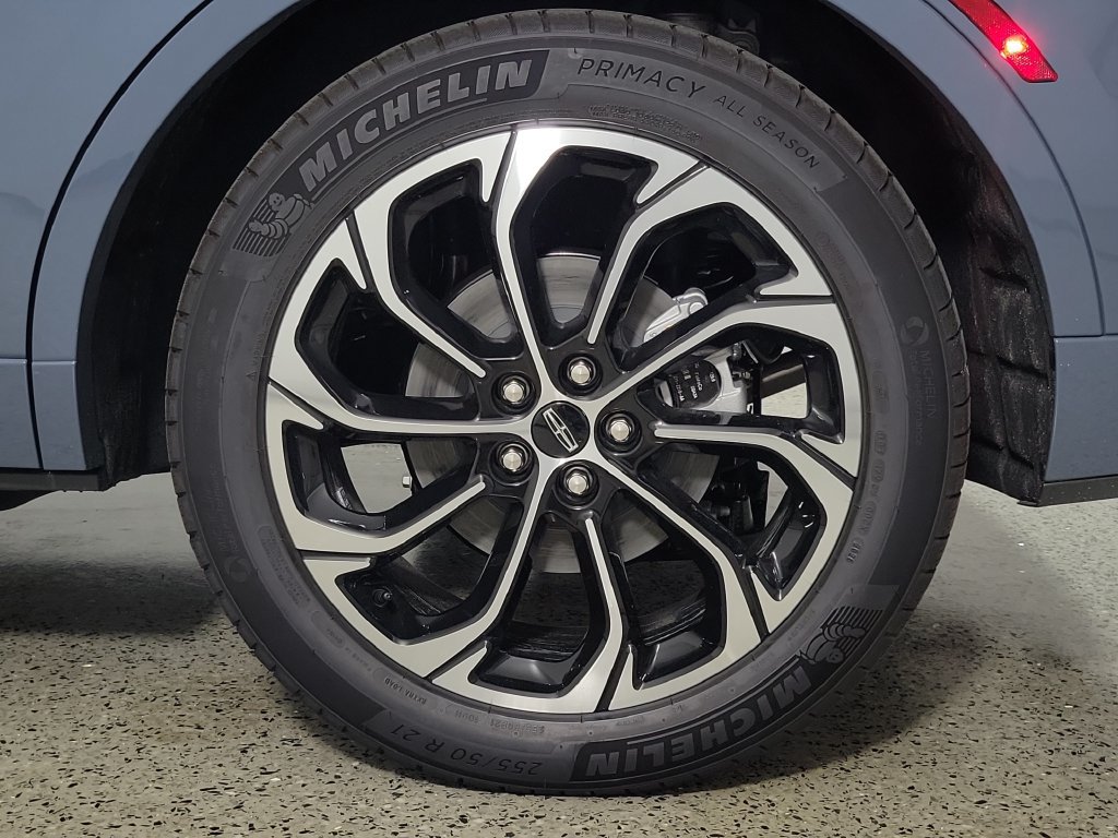 New 2026 Lincoln Nautilus Reserve AWD/4WD image 8