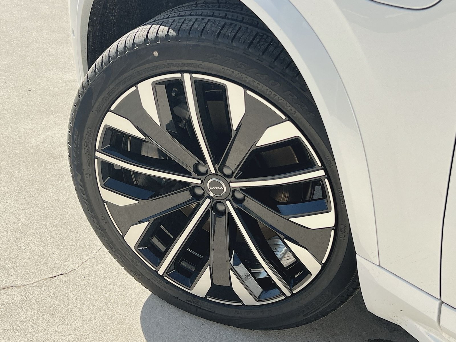 New 2026 Volvo XC90 T8 Ultra w/ Protection Package Premier AWD/4WD image 20