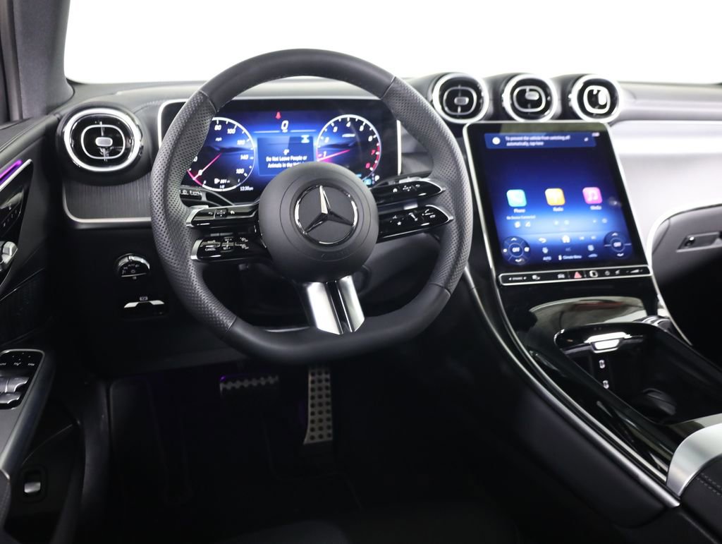 Used 2026 Mercedes-Benz GLC 300 4MATIC image 31