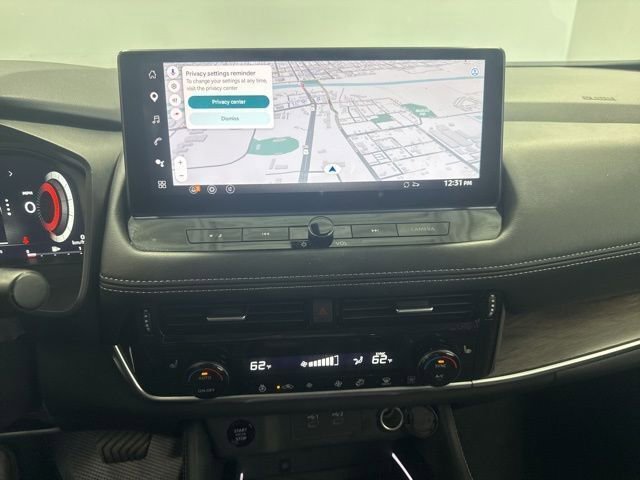 Used 2024 Nissan Rogue Platinum image 15