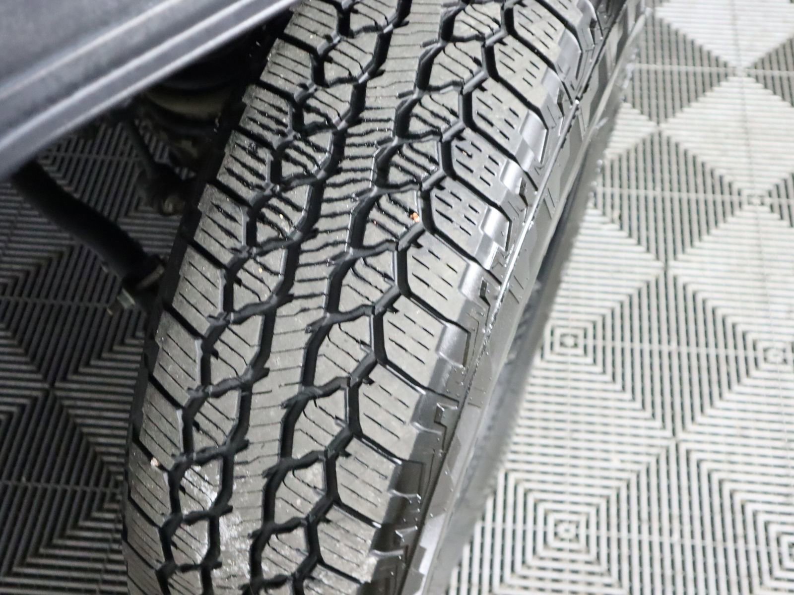 Used 2021 Jeep Gladiator Sport image 18