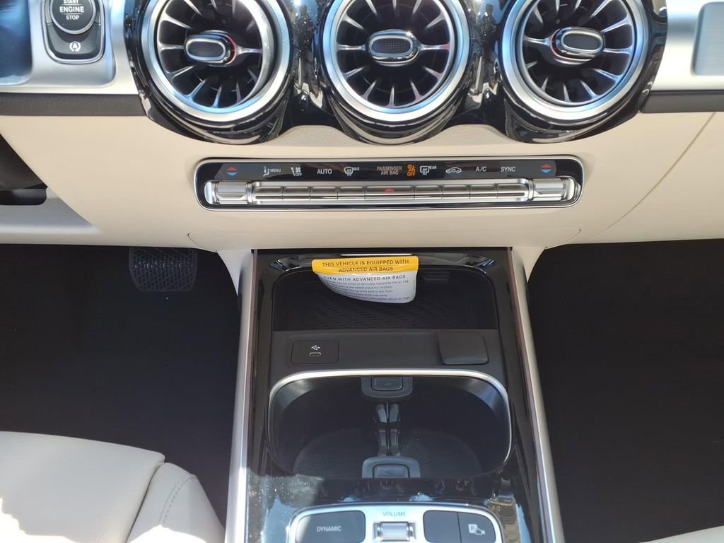 New 2026 Mercedes-Benz GLB 250 4MATIC image 23
