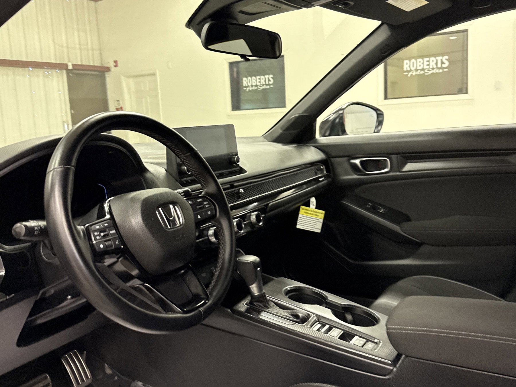 Used 2025 Honda Civic Sport image 6