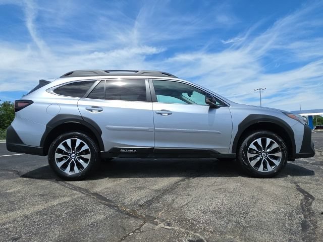 Certified 2024 Subaru Outback Limited AWD/4WD image 11