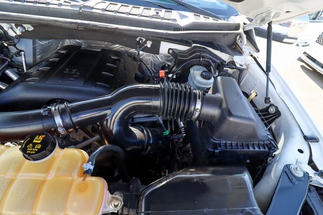 Used 2015 Ford F150 Platinum w/ Max Trailer Tow Package image 34