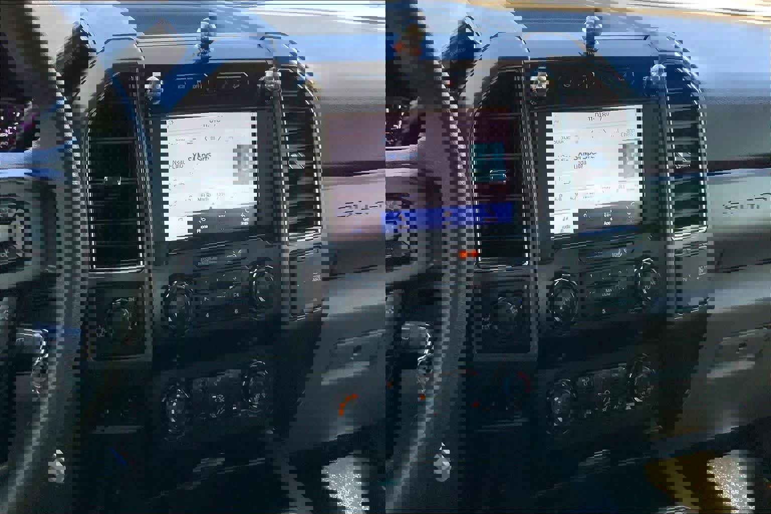 Used 2022 Ford F250 XLT w/ XLT Value Package image 7