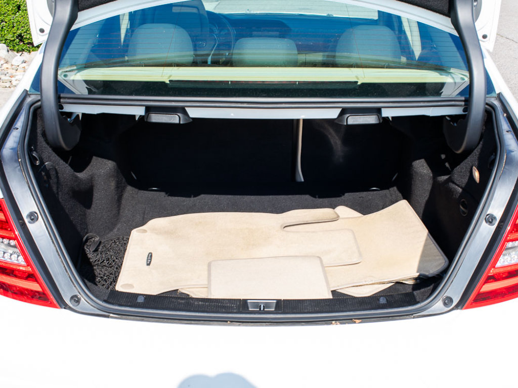 Used 2013 Mercedes-Benz C 250 Sedan image 21