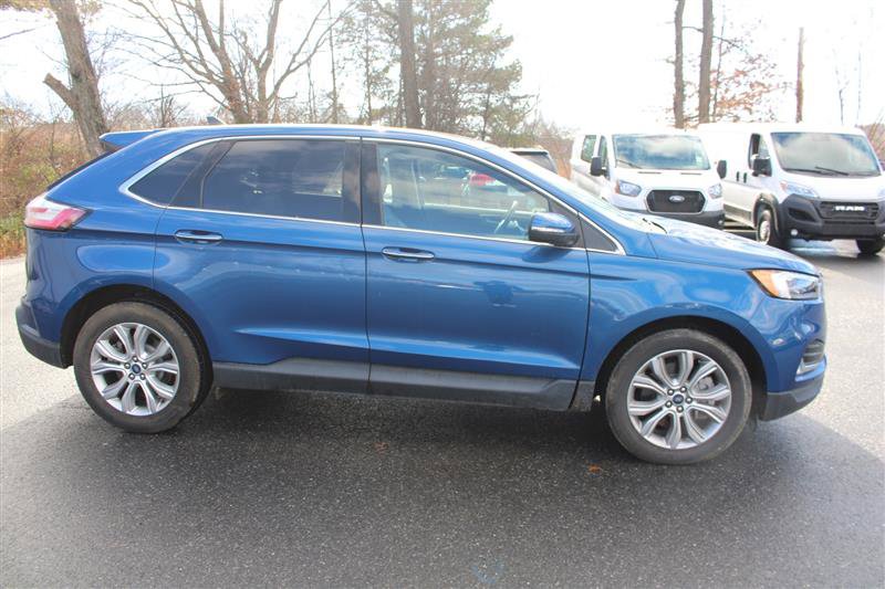 Used 2022 Ford Edge Titanium w/ Equipment Group 301A image 9
