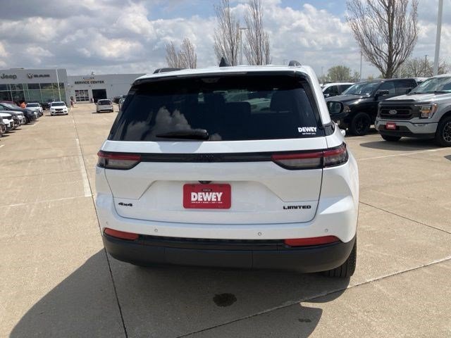 Certified 2023 Jeep Grand Cherokee Limited w/ Luxury Tech Group II AWD/4WD image 7