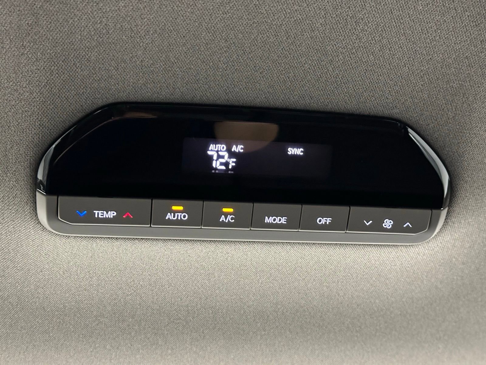 Used 2025 Kia EV9 Wind image 39