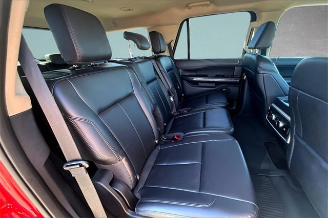 Used 2022 Ford Expedition XLT image 26
