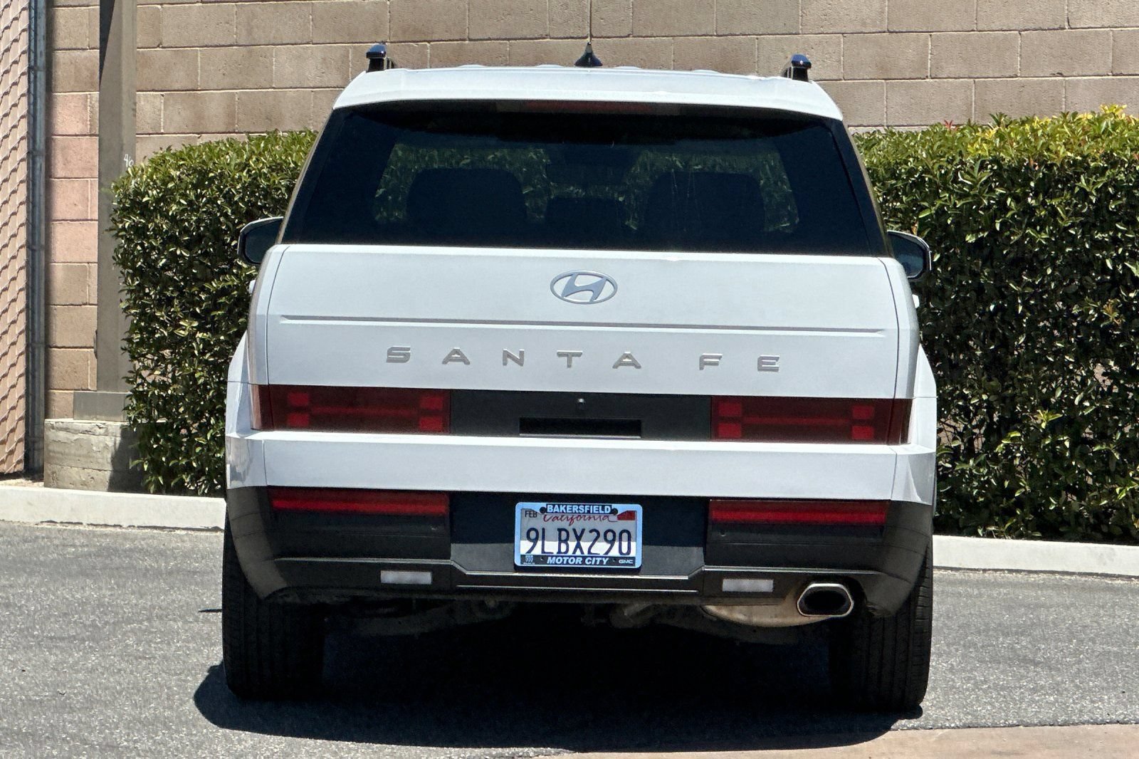 Used 2024 Hyundai Santa Fe SEL FWD image 5