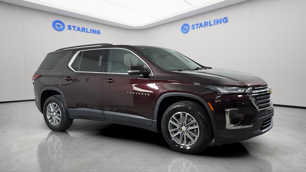 Used 2022 Chevrolet Traverse LT FWD image 12