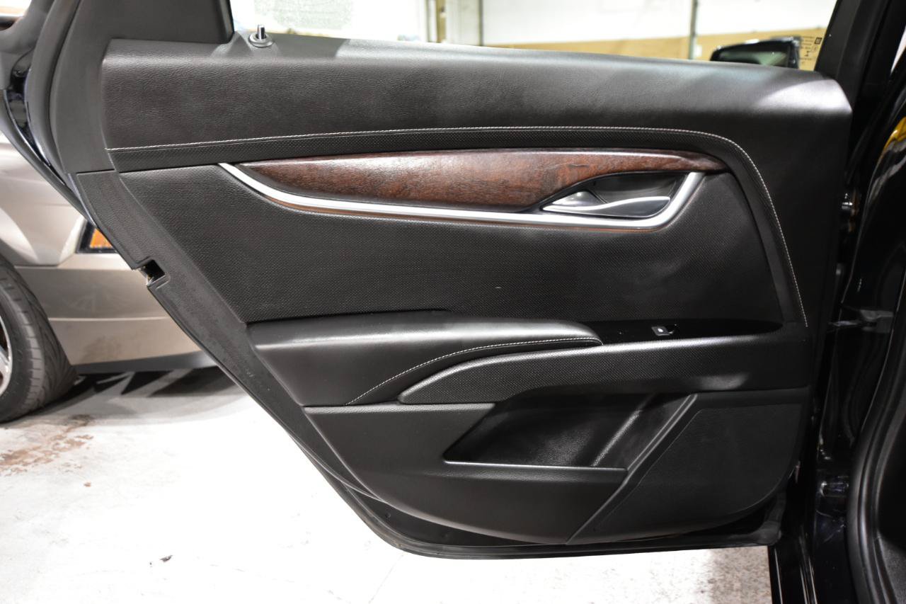 Used 2019 Cadillac XTS Luxury AWD/4WD image 35