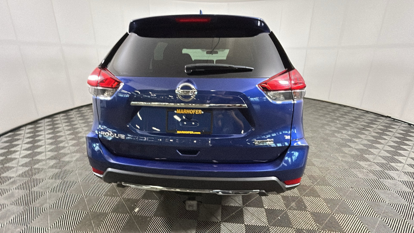 Used 2019 Nissan Rogue S FWD image 3