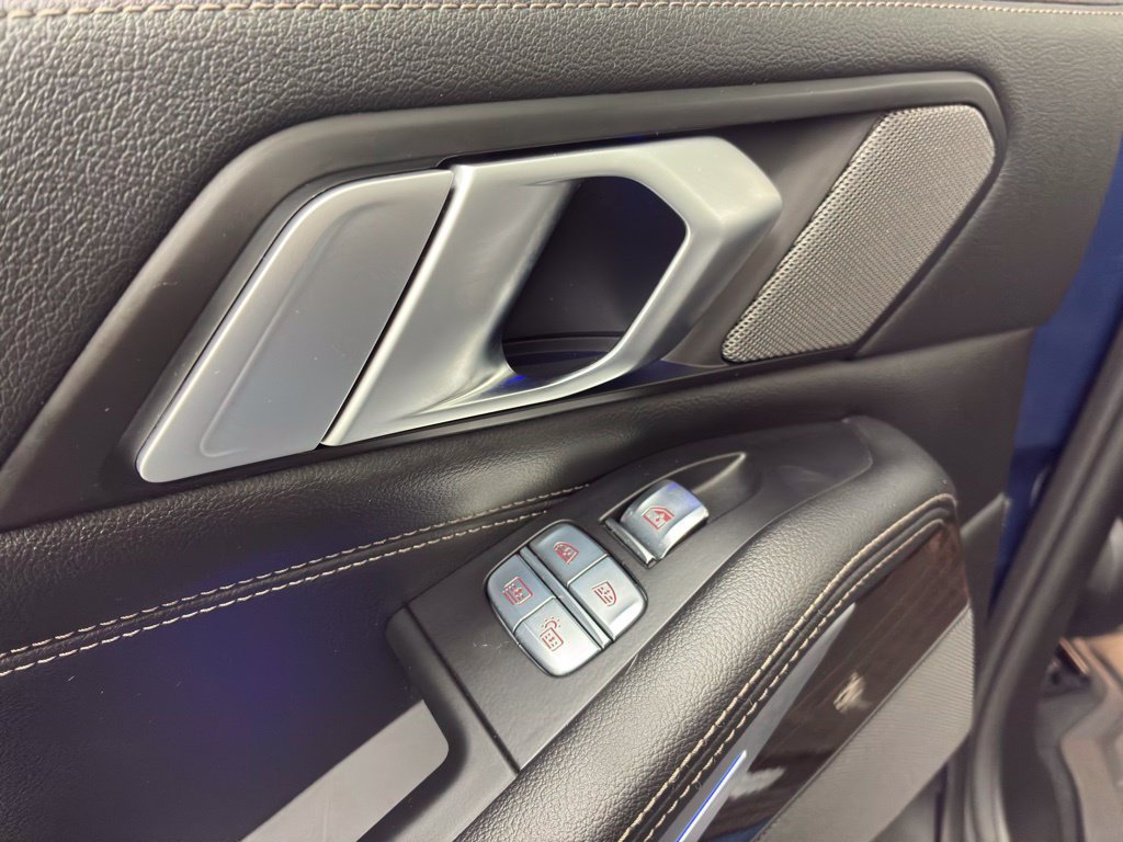 Used 2019 BMW X7 xDrive50i w/ Premium Package AWD/4WD image 44