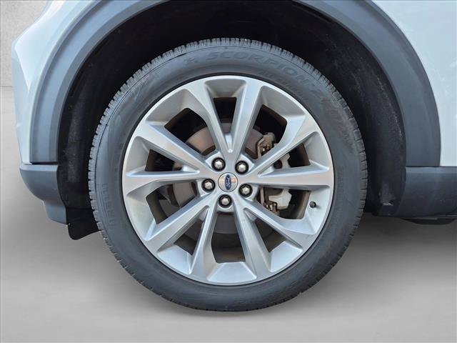 Used 2023 Ford Explorer Platinum w/ Equipment Group 601A RWD image 13