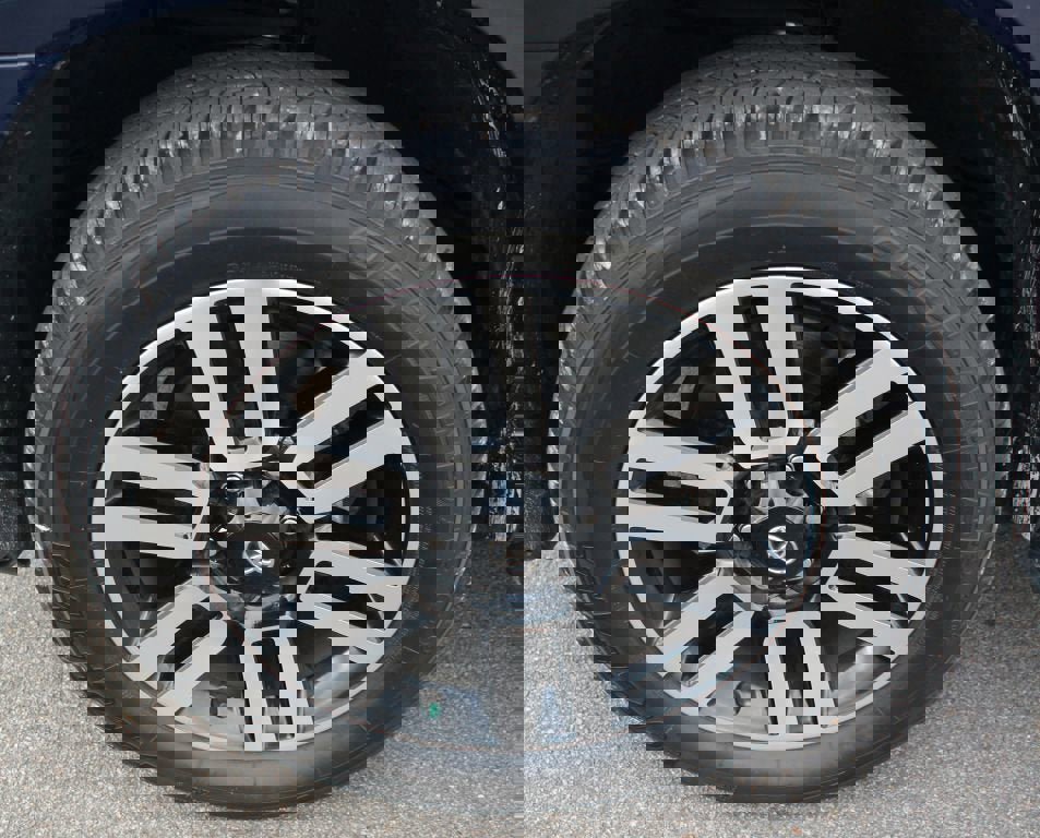 Used 2024 Toyota 4Runner Limited image 27