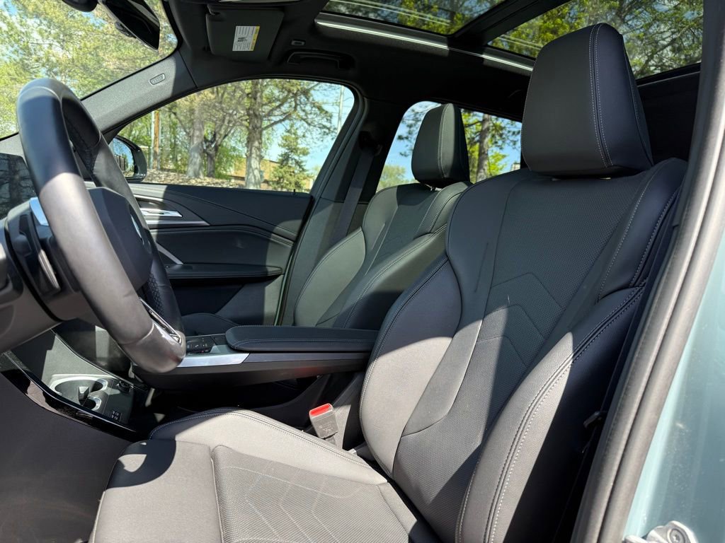 Used 2023 BMW X1 xDrive28i w/ Premium Package image 16