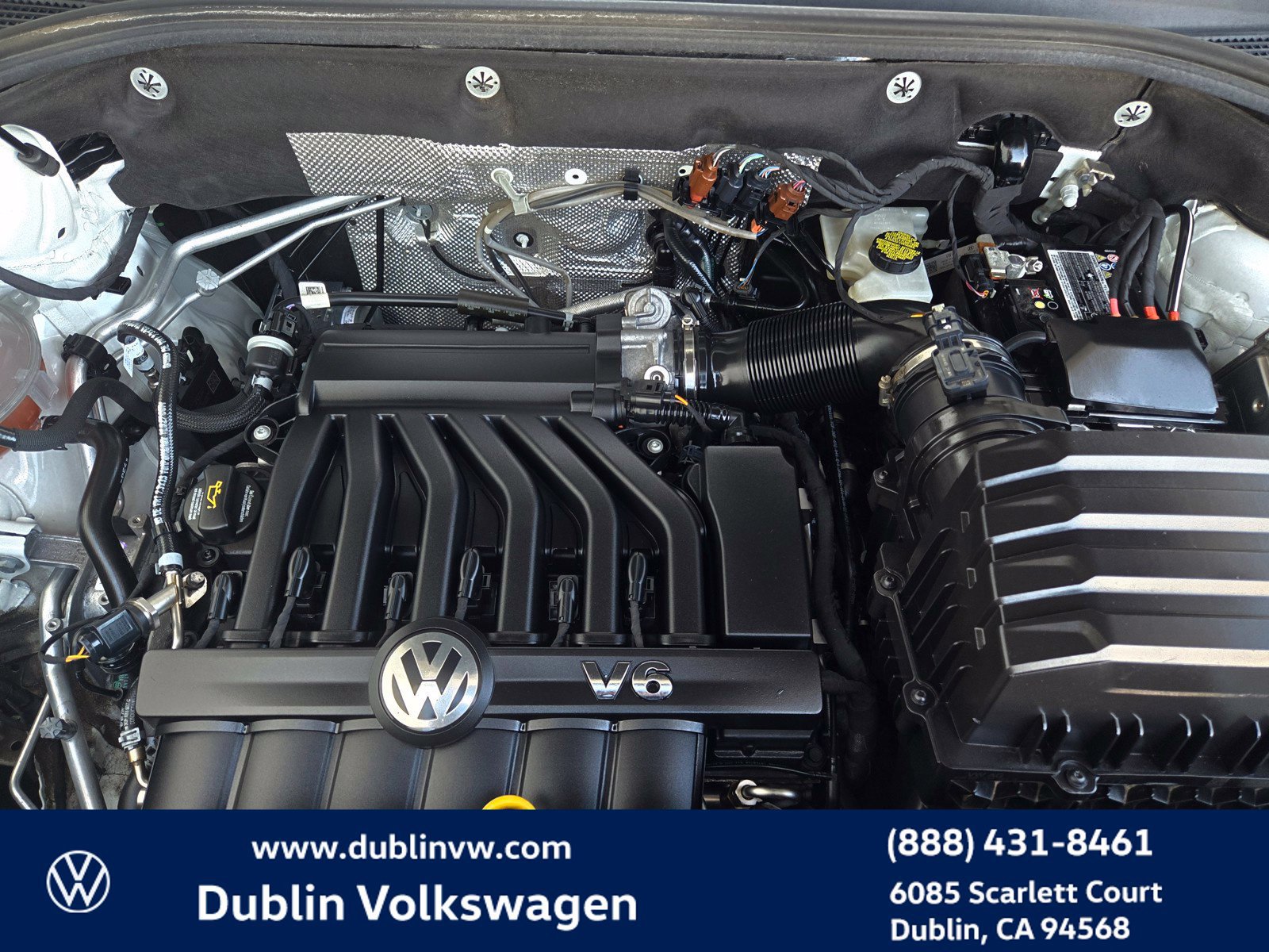 Certified 2022 Volkswagen Atlas Cross Sport SE FWD image 26