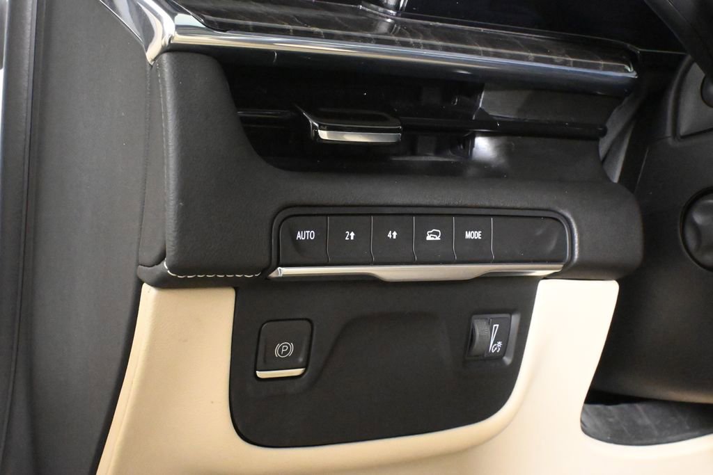 Used 2023 Cadillac Escalade Premium Luxury AWD/4WD image 28