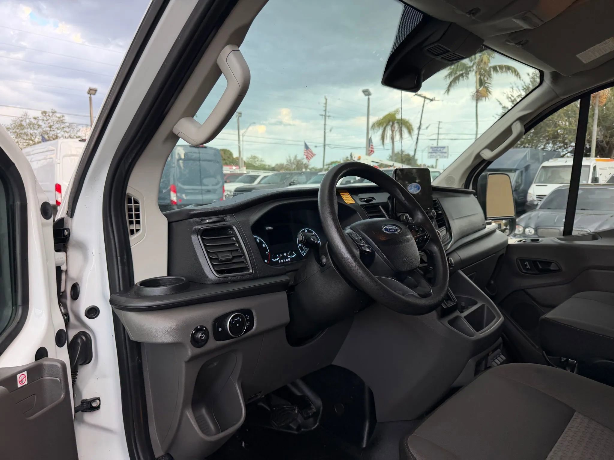 Used 2020 Ford Transit 350 XLT w/ Upfitter Package image 13